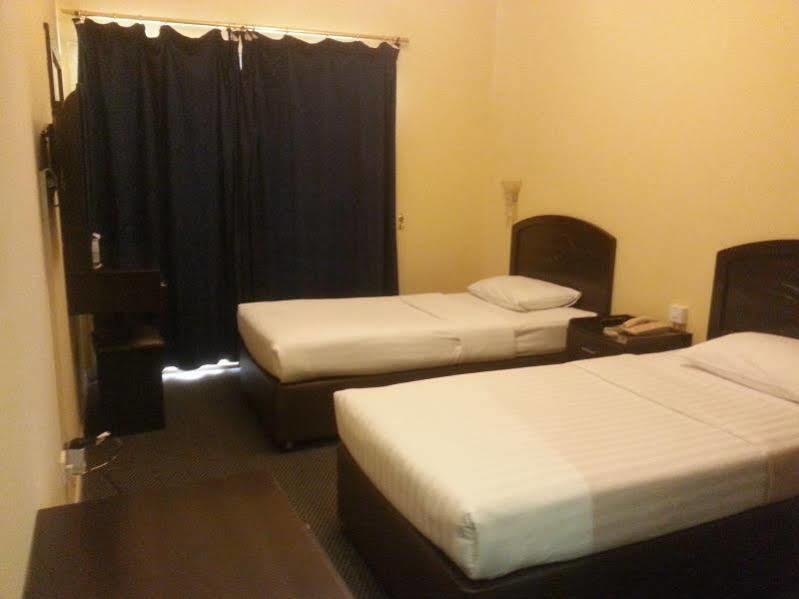 Royal Creek Hotel Dubai Bagian luar foto